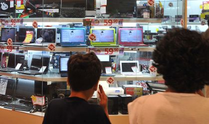 Câmara aprova suspensão de novas inscrições no SPC e Serasa em meio à pandemia