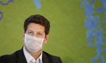 Ministro do Meio Ambiente, Ricardo Salles, durante entrevista coletiva.