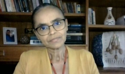 Governo aposta no caos para justificar 'projeto autoritário', diz Marina Silva