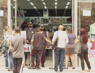  José Paulino no bairro do Bom Retiro, em São Paulo, 