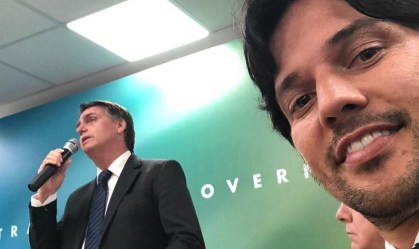 Deputado Fábio Faria toma posse no Ministério das Comunicações nesta quarta