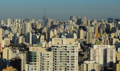Bolsonaro veta artigo que permitia a síndico proibir festa em condomínio