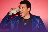 Lionel Richie é anunciado no festival The Town; saiba mais
