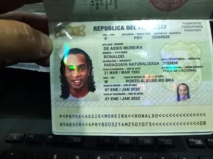 Passaporte paraguaio adulterado usado por Ronaldinho Gaúcho