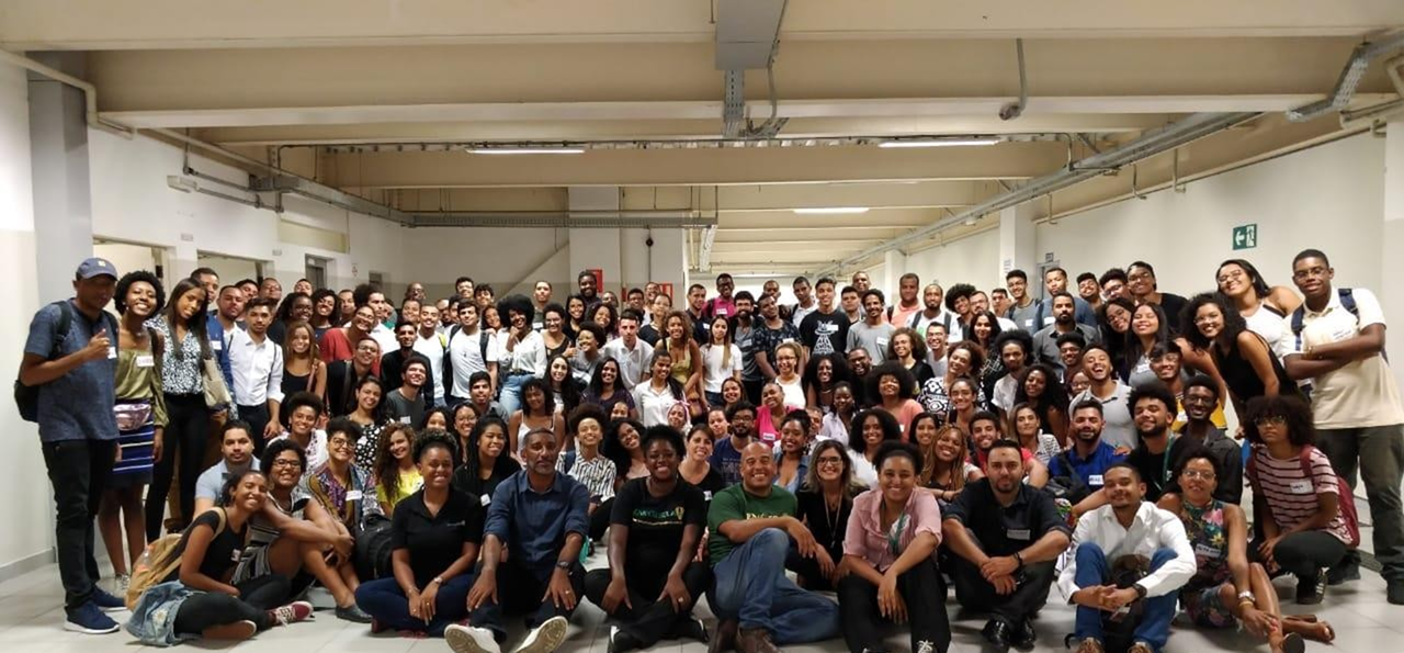 Jovens da Empodera
