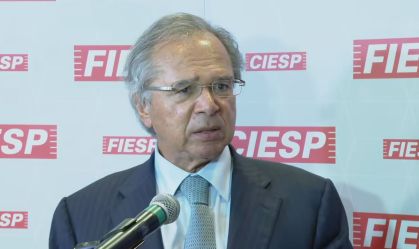 Guedes diz que valor do PIB é estimativa e nega frustração com economia