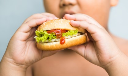 Isolamento aumenta risco de obesidade em crianças: como mantê-las em movimento