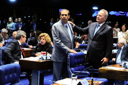 Os senadores Jader Barbalho (MDB-PA) e Renan Calheiros (MDB-AL)
