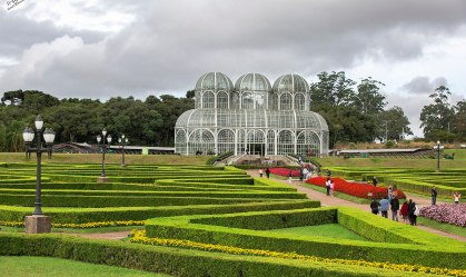 Curitiba vai retomar medidas de restrição devido ao avanço do novo coronavírus