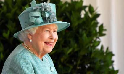 Cerimônia no Castelo de Windsor marca aniversário oficial da rainha Elizabeth II