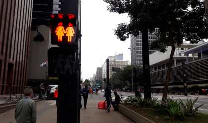 Parada LGBT de São Paulo ocorre neste domingo pela internet