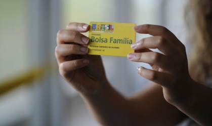 Governo intensifica negociações para pôr de pé programa social