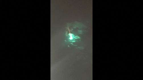 Meteoro verde no céu da Austrália