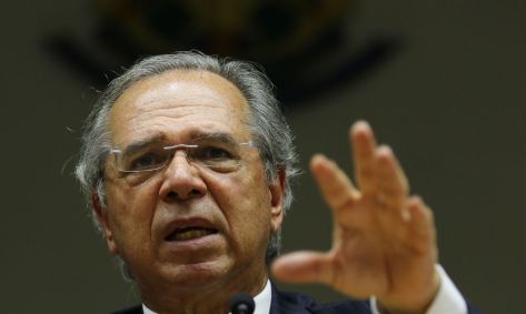 Paulo Guedes falando
