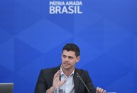 ‘Solução que mexe muito no teto de gastos é ruim’, diz secretário do Tesouro