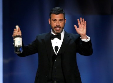Jimmy Kimmel vai apresentar o Emmy