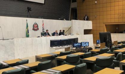 Alesp aprova aumento de 50% em salário de Tarcísio; medida impacta outras categorias