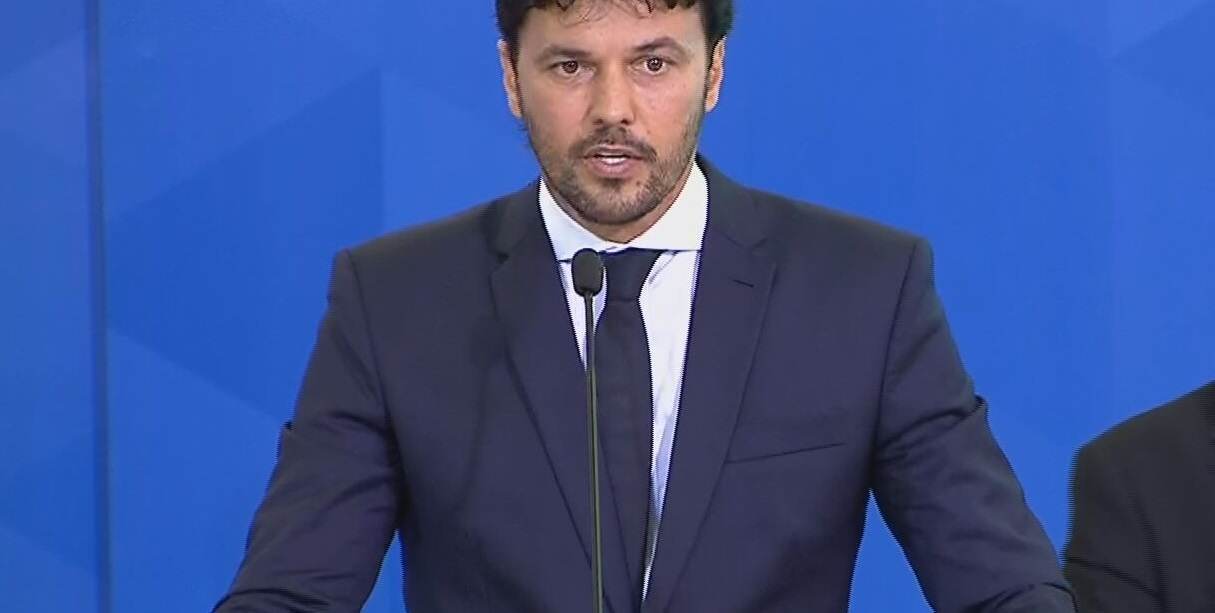 Fábio Faria discursa durante cerimônia de posse no Ministério das Comunicações