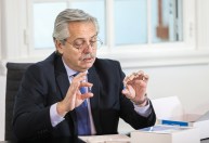 Governo argentino congela preços para conter inflação