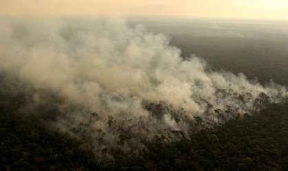 Incêndios na Amazônia podem aumentar risco de infecções graves de coronavírus