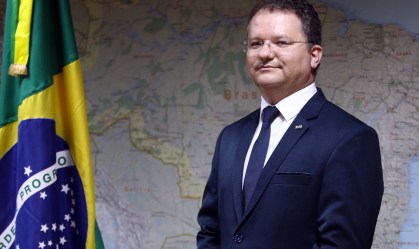 Sou técnico e me jogam para área ideológica, diz secretário mantido por Ribeiro
