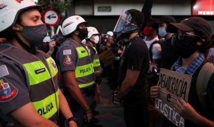 AGU defende no STF afastamento de professor do Colégio Militar que criticou a PM