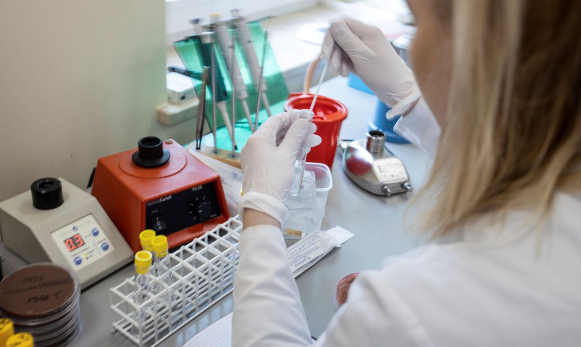 Exame para diagnosticar o novo coronavírus