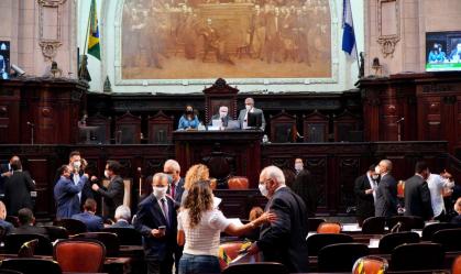 Deputados bolsonaristas da Alerj negam pedidos por cargos no governo Witzel