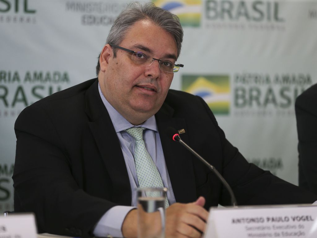 Antônio Paulo Vogel