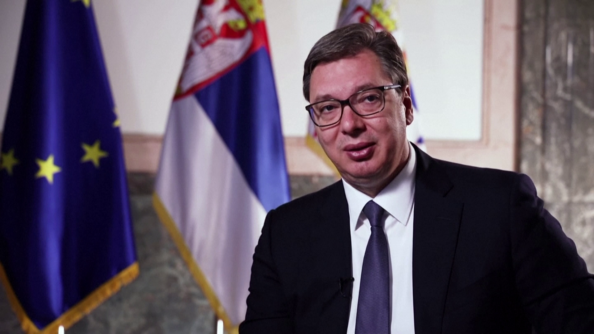 Aleksandar Vucic, presidente da Sérvia, é o favorito em eleição nacional