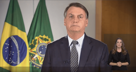 Bolsonaro faz pronunciamento sobre coronavírus