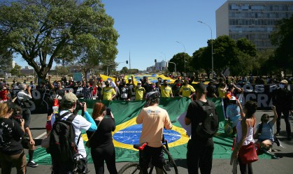 São Paulo, Rio e Brasília têm manifestações pró e contra o governo