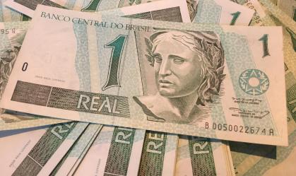 Colecionadores pagam até R$ 275 por cédula antiga de R$ 1