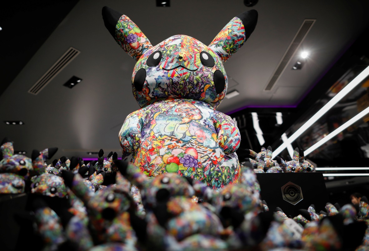 Versão limitada de grafite do Pikachu no Pokemon Center Shibuya