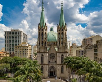 A Catedral da Sé, na região central de São Paulo