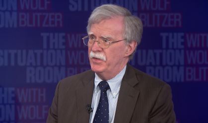 Bolton diz que Trump 'fechou os olhos' para a pandemia do novo coronavírus