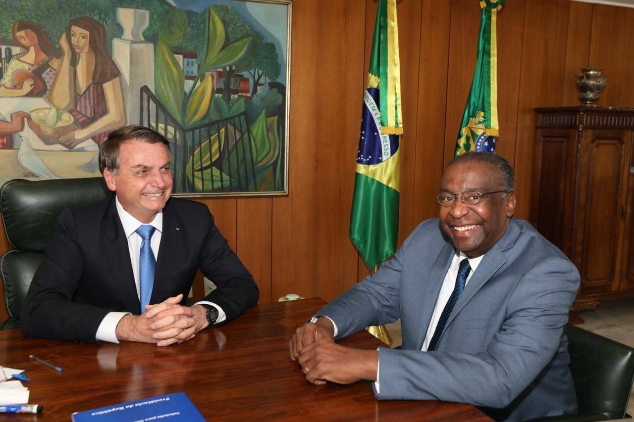 O presidente Jair Bolsonaro anúncio da indicação de Carlos Alberto Decotelli para o Ministério da Educação / Foto: Reprodução/Facebook