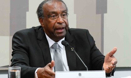 FGV diz que Decotelli não foi seu professor efetivo