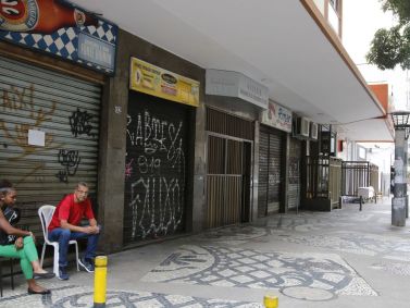 Comércio de rua e salões de beleza poderão reabrir no Rio