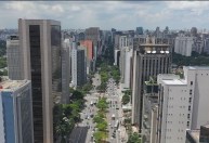 Aluguel residencial sobe 0,79% em abril, após queda em março, diz FGV