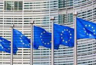 PIB da zona do euro cresce 0,3% no 4º trimestre, confirma leitura final