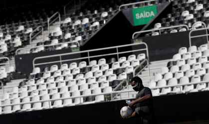 Prefeitura do Rio diz que volta de público a jogos de futebol não está garantida