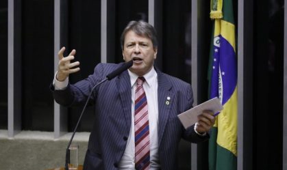 Rosa Weber dá 10 dias para deputado Bibo Nunes esclarecer fala sobre Caetano