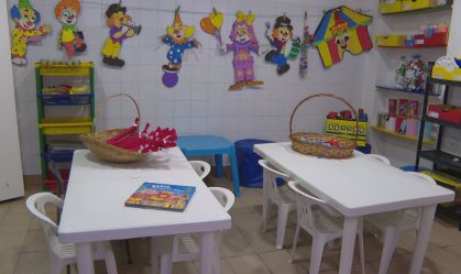 Governo de SP avalia reabrir escolas com 80% da população na fase 'amarela'