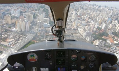 Empresas de diretor e conselheiro de sindicato de táxi-aéreo já foram suspensas