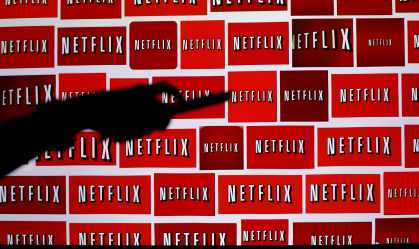 Investidores aguardam balanço da Netflix em meio a pessimismo com streamings