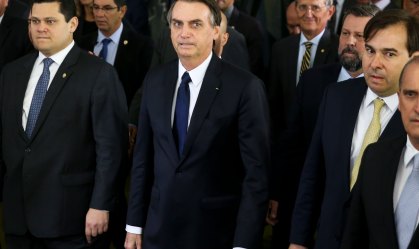 Entusiasmo pelas manifestações do dia 15 cai no Twitter
