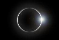 Assista ao vivo ao eclipse solar deste sábado (14)