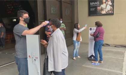 Com sensor e app, Catedral Metropolitana do Rio reabre após quatro meses