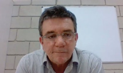 Presidente do Corinthians admite endividamento, mas nega que clube esteja falido